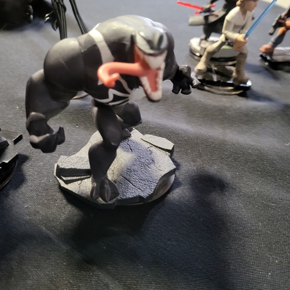 Disney Infinity Bundle - Picture 6 of 11